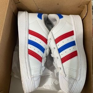 Adidas 6K toddler shoes - gently used